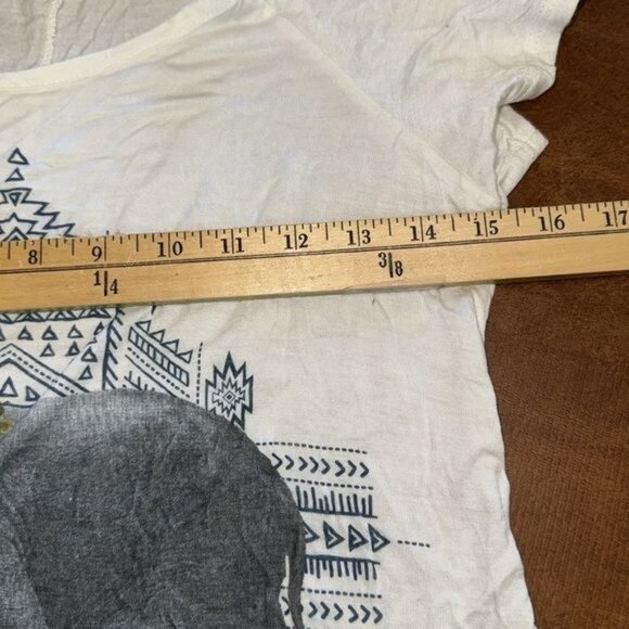 Threads Studio Womens S White Tee With Elephant & Floral Design - Picture 4 of 8